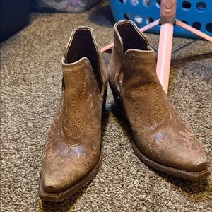 Ariat Tan Embroidered Ankle Booties